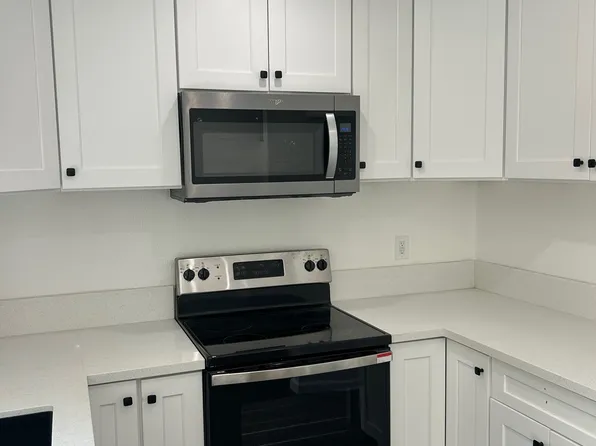 2709 Tropicana Dr, Riverside, CA 92504