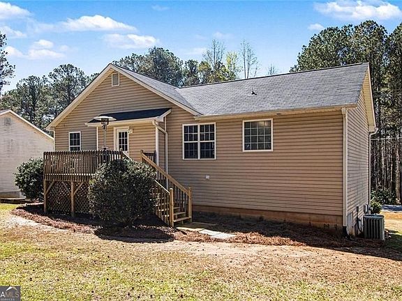 3rd image of 708 Zion Church Rd