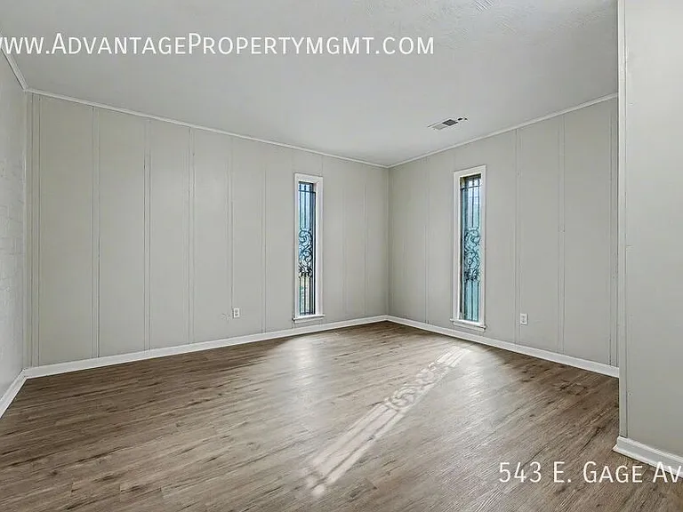 543 E Gage Ave — Photo 12