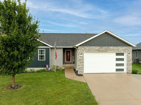 593 Raleigh Ln, Marion, IA 52302