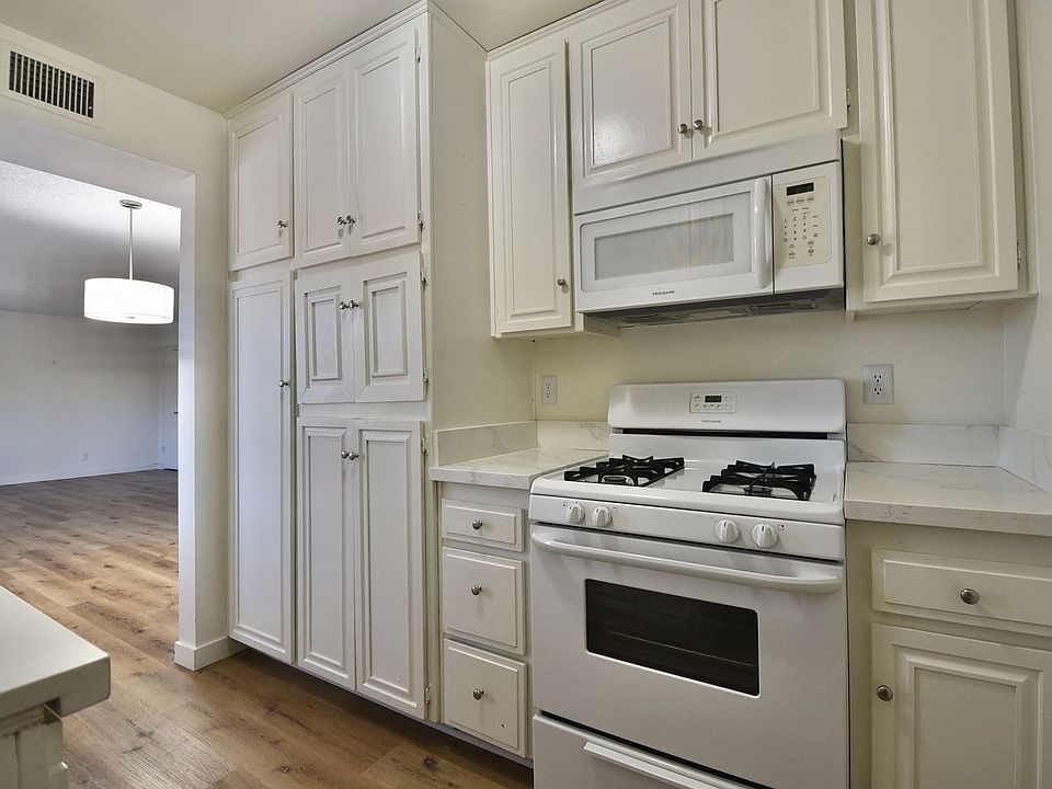 1st image of 14710 Burbank Blvd #17935830