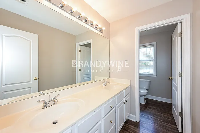 850 Malvern Blvd — Photo 17