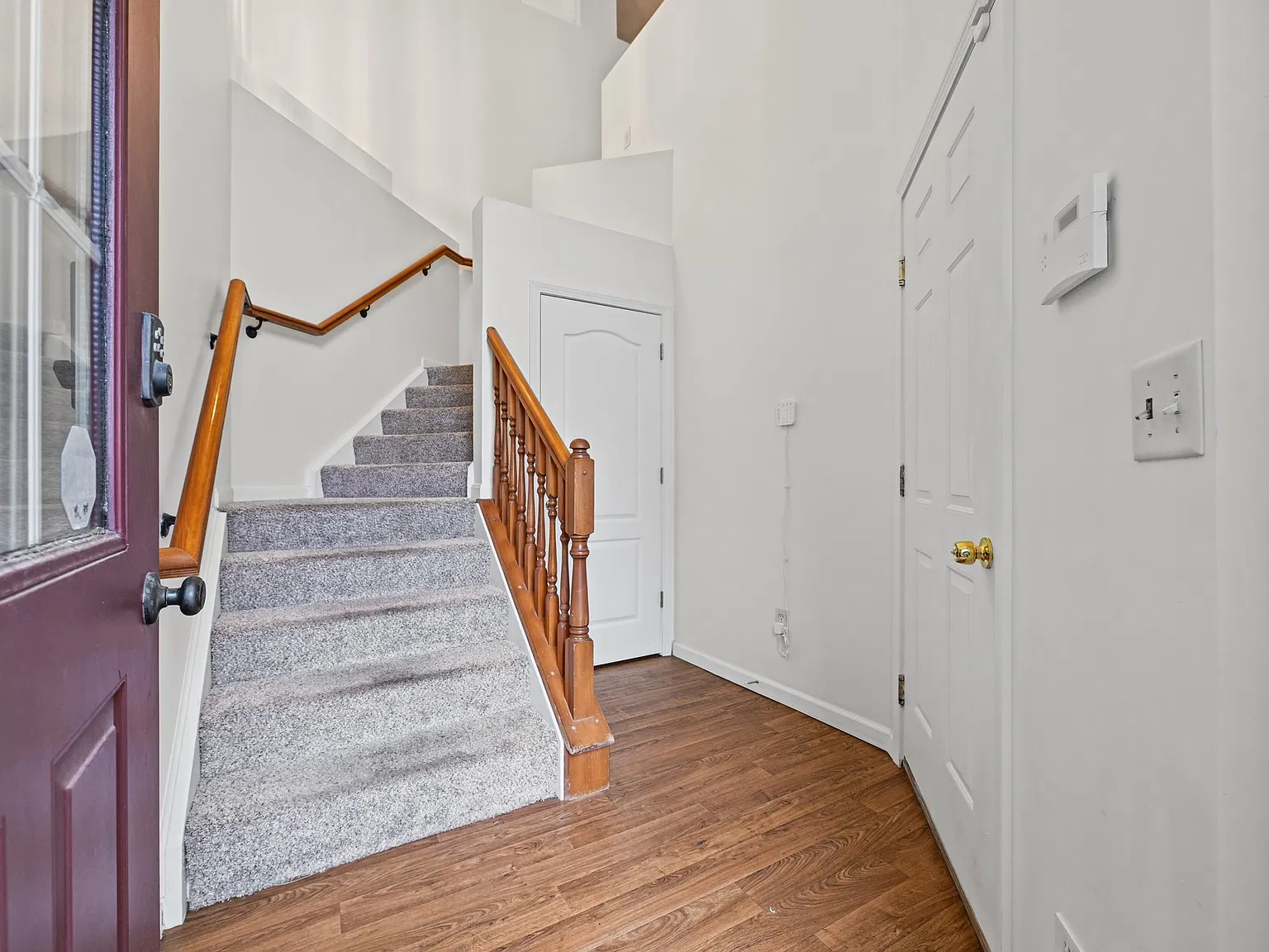 2 bed, 2.5 bath, 1852 sqft, $2,200 — Photo 2