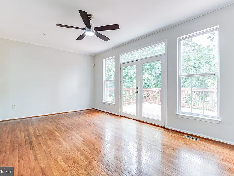 4302 Day Lily Dr — Photo 14