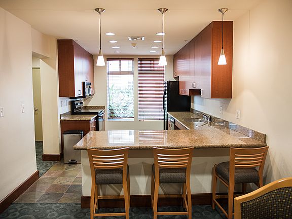 clubhouse kitchen