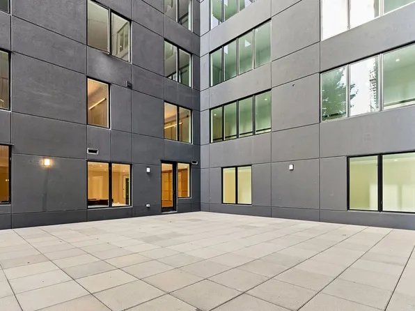 39 Lenox Road image 19 of 21