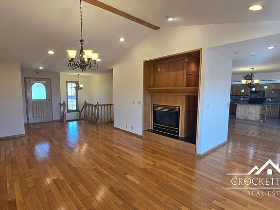 4th image of 2006 Cactus Rd