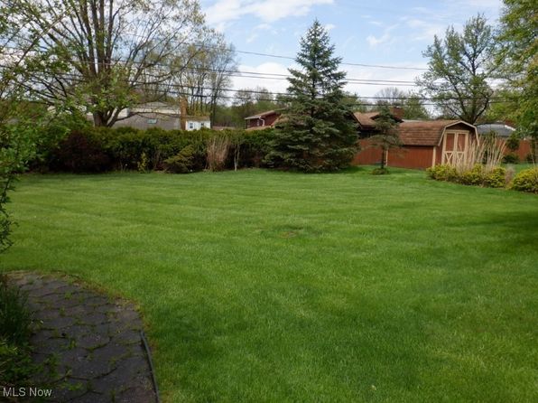 6220 Sequoia Dr, Parma, OH 44134