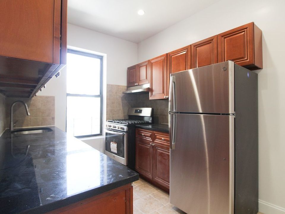 2nd image of 32-06 29th St #5K