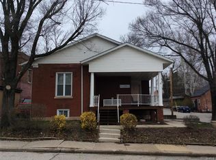 901 W Main St, Belleville, IL 62220