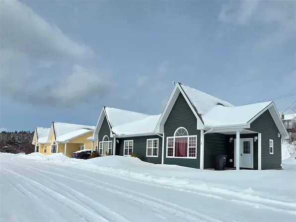 5 and 7 Brakes Lane, Meadows, NL A2H7G1