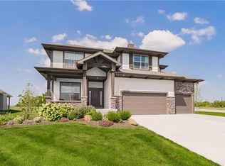 9679 McCormack Dr, Lenexa, KS 66227