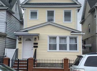 8628 131st St, Richmond Hill, NY 11418