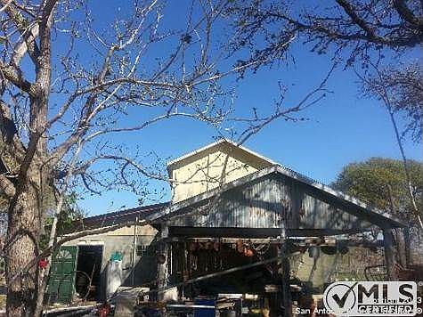 2nd image of 15751 Luckey Rd