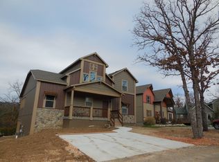 301 Foggy Bay Ln, Hollister, MO 65672