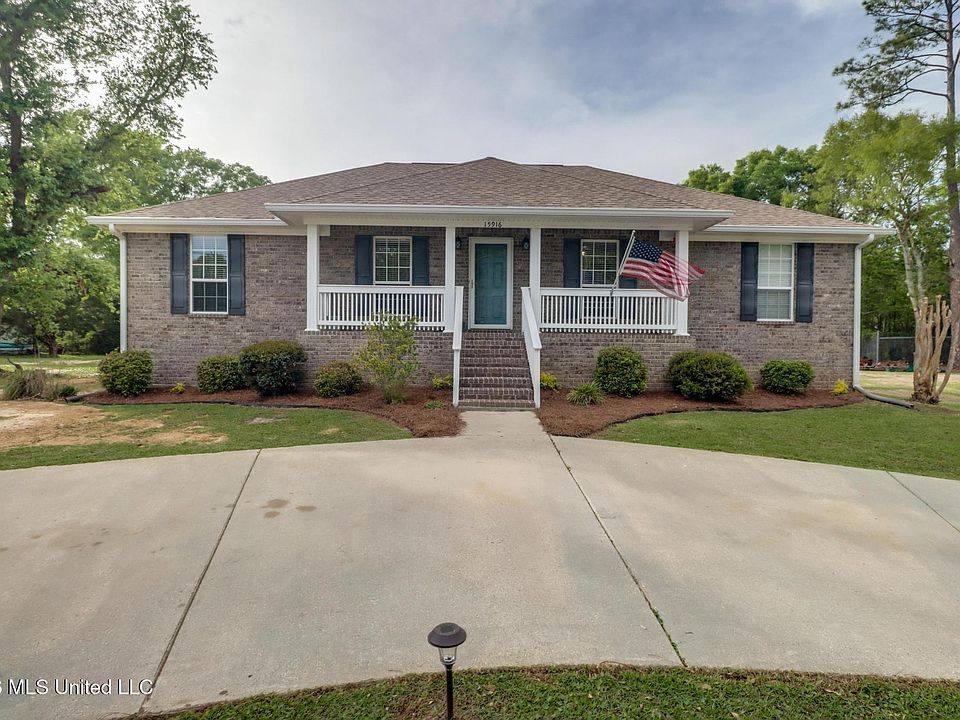 1st image of 15916 Cottonwood Dr