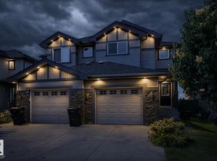 1030 177a St SW, Edmonton, AB