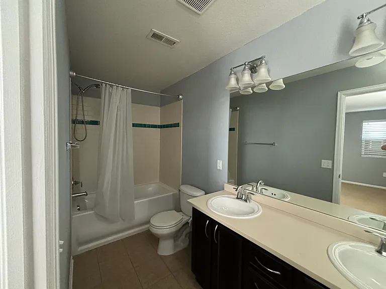 2035 Uinta St — Photo 9