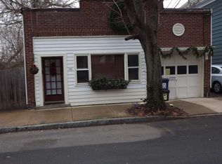 132 N College St, Schenectady, NY 12305