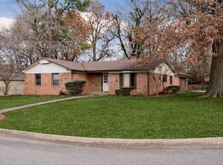 1960 E Overcrest St, Fayetteville, AR 72703