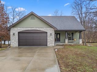 10448 Walnut Ln, Foristell, MO 63348