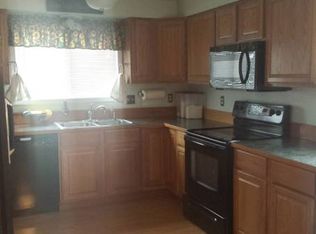 223 Bayberry Ct, Reedsport, OR 97467