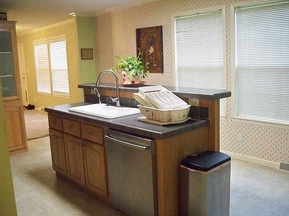 2nd image of 3785 Sagebrush Dr