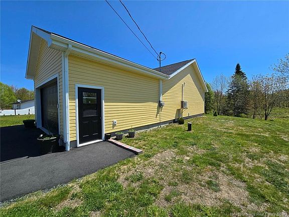5th image of 267 Noel Rd