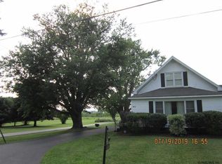 100 Glenwood Rd, Troy, NY 12180