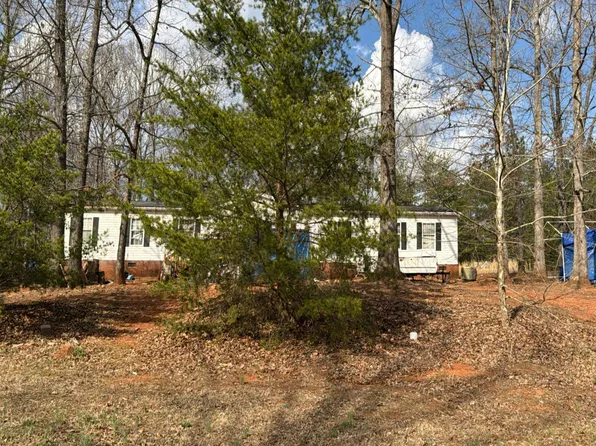 502 Sunshine Dr, Seneca, SC 29678