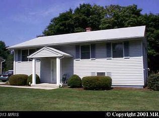 302 E Cherry Hill Rd, Reisterstown, MD 21136