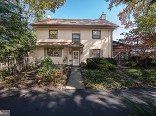 124 Grandview Rd, Ardmore, PA 19003