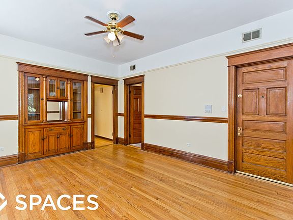 5th image of 3638 N Lakewood Ave APT 3