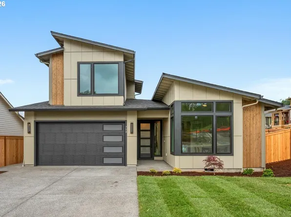 750 N V St, Washougal, WA 98671