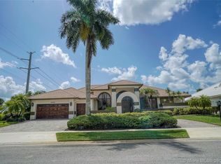 10515 Stonebridge Blvd, Boca Raton, FL 33498