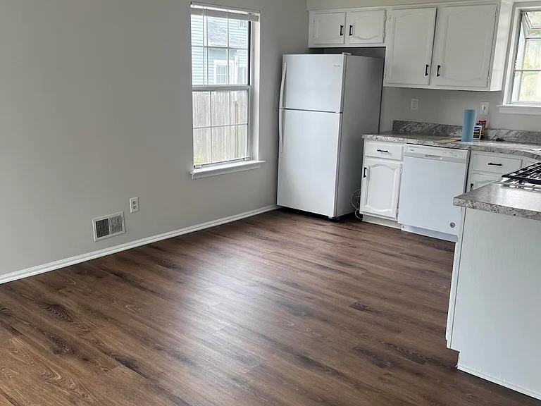 157 Malibu Dr — Photo 8
