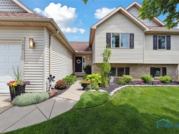735 Hemlock St, Wauseon, OH 43567