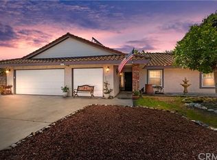 904 Glenville Dr, Claremont, CA 91711