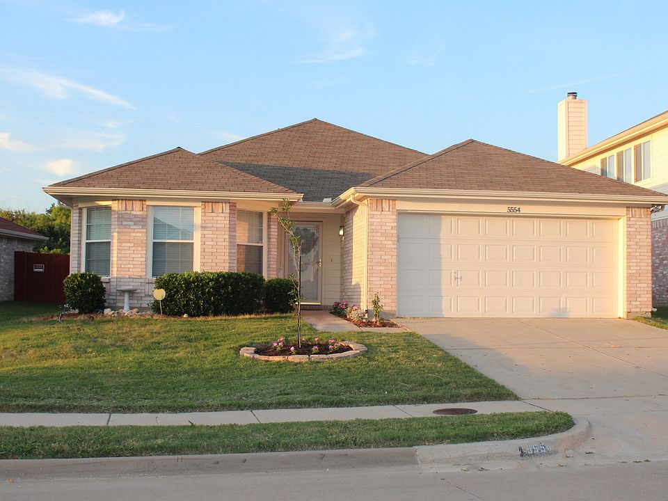 Tenant must water tree daily