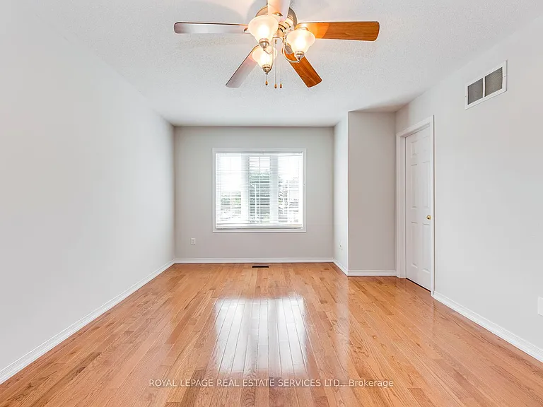 1835 McCoy Ave — Photo 21