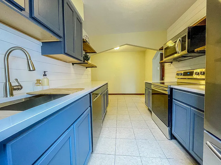 6918 Mackenzie Rd #1N — Photo 23