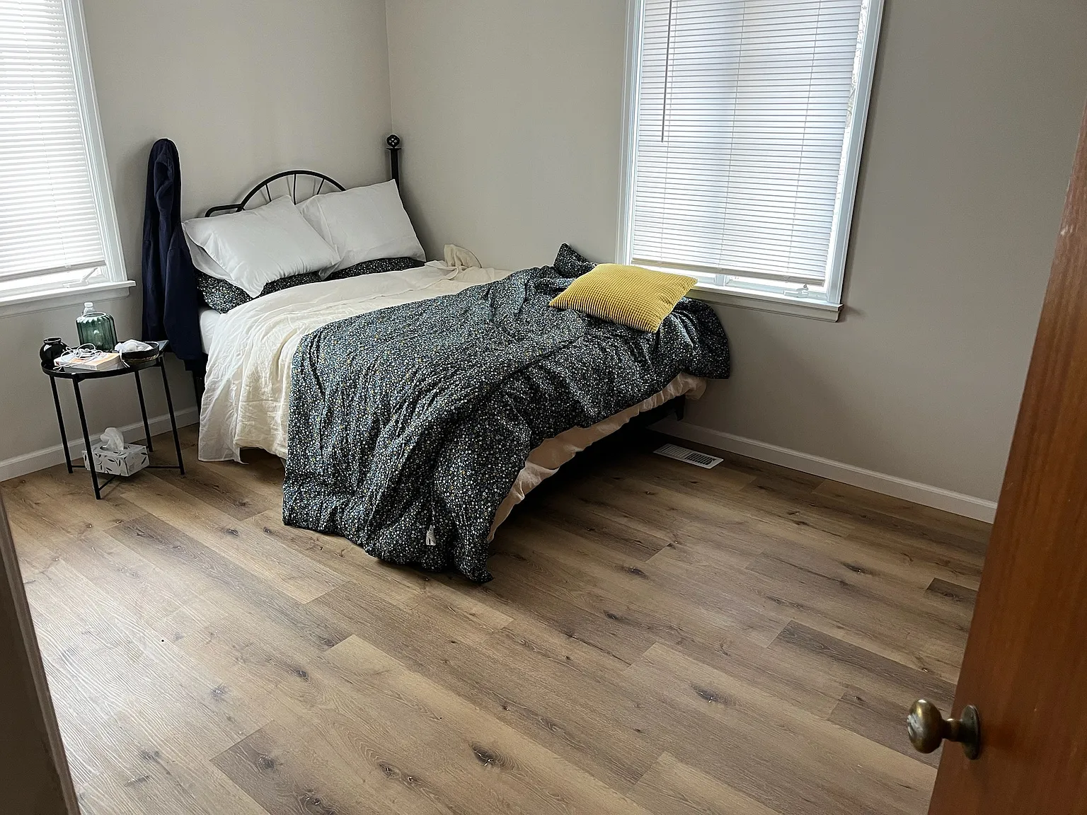 3 bed, 1200 sqft, $1,800 — Photo 2