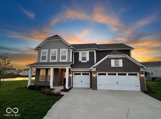1296 Wood Thrush Ct, Greenwood, IN