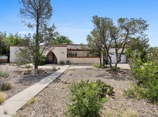 405 Cambridge Ave, Belen, NM 87002