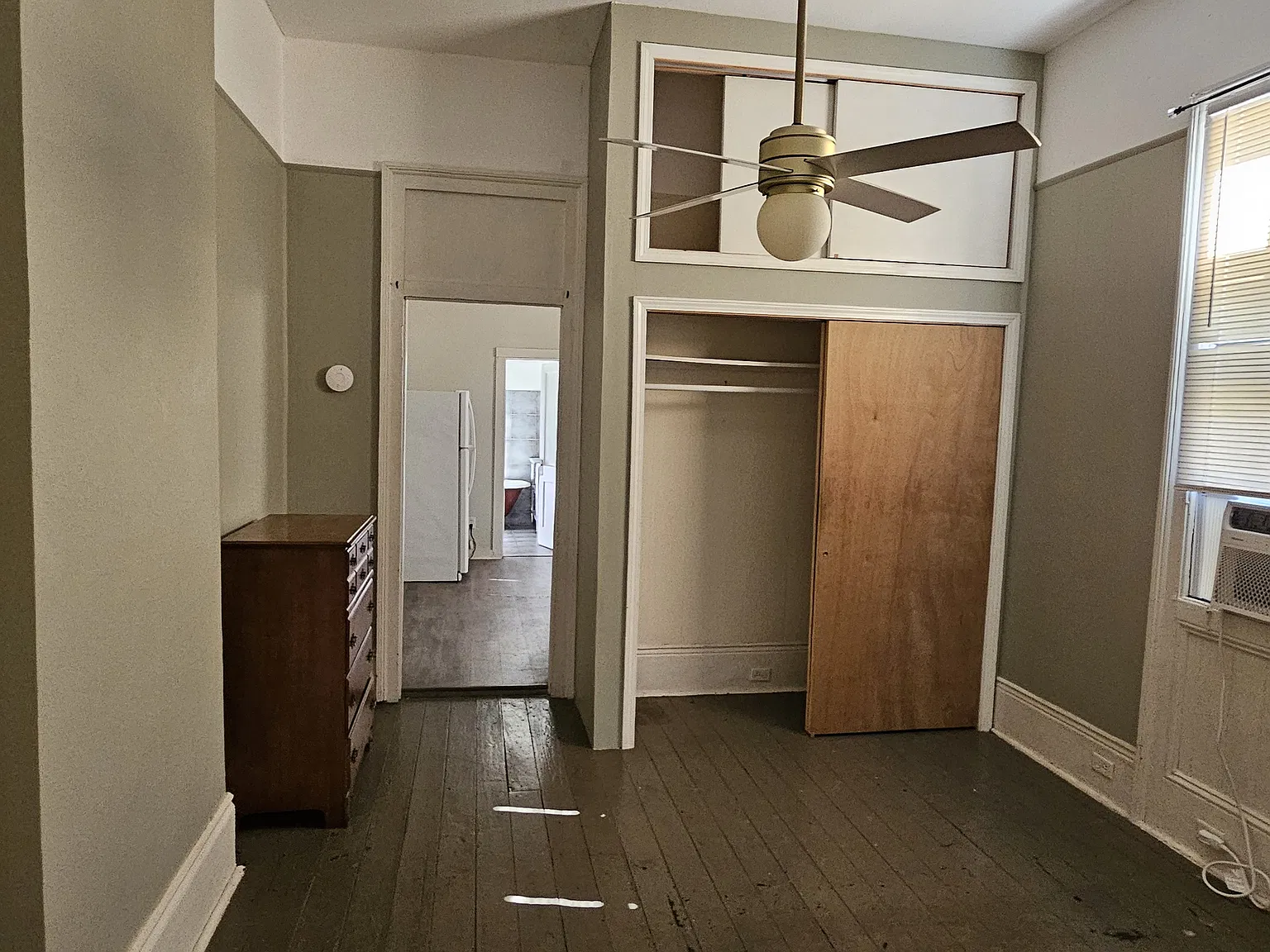 2731 Orleans Ave — Photo 2
