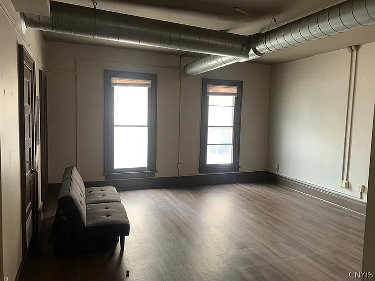 129 W Fayette St #217 — Photo 2
