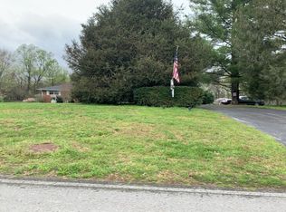 1556 Roberts Ridge Rd, Manchester, TN 37355