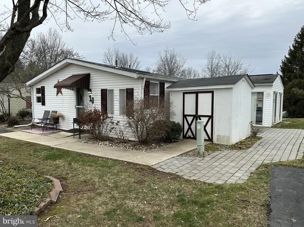 10 Canterbury Way, Souderton, PA 18964