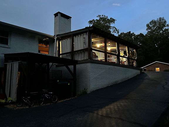 5th image of 2310 Dogwood Ln