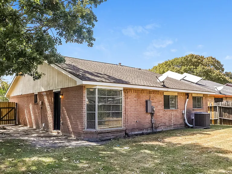 13427 Boonway Dr — Photo 18